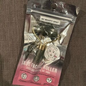 Jade Face Roller NEW